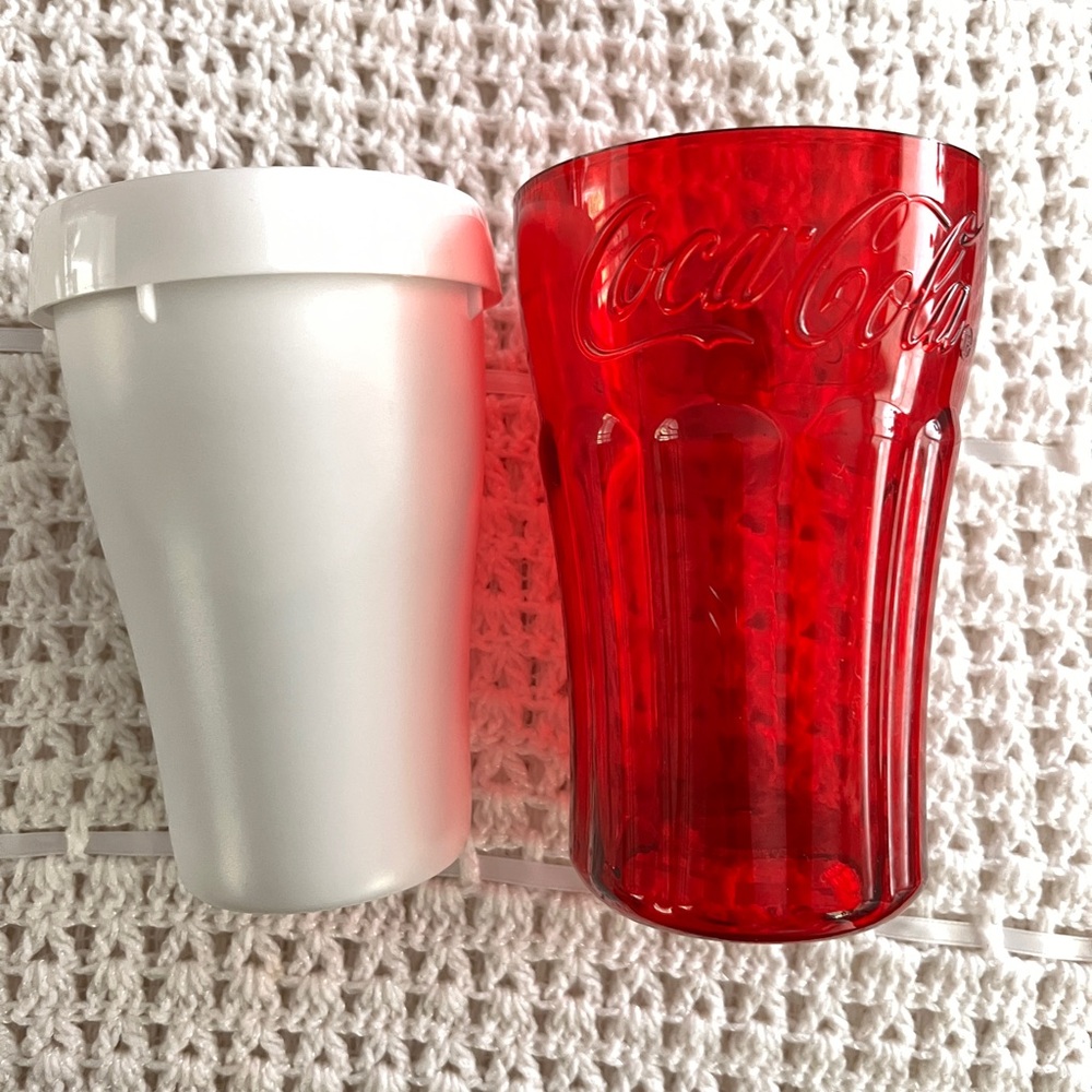 ZOKU Coca-Cola Float Slushy Maker Retro Cup for Slushies and Milkshakes - Picture 3 of 8